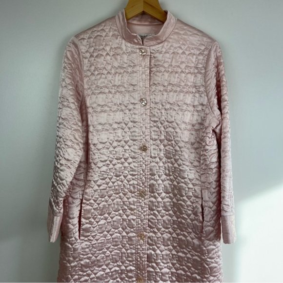 Oscar de la Renta for Neiman Marcus Quilted Pink Robe trench coat - Picture 3 of 15